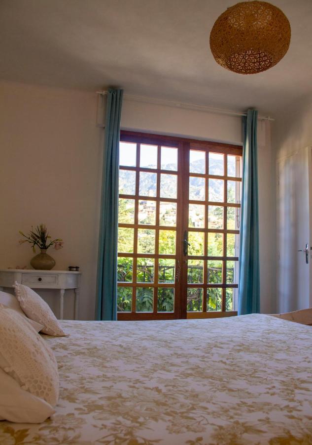 La Perle Des Montagnes - Bed And Breakfast - Chambre D Hote 베르네-레-방 외부 사진