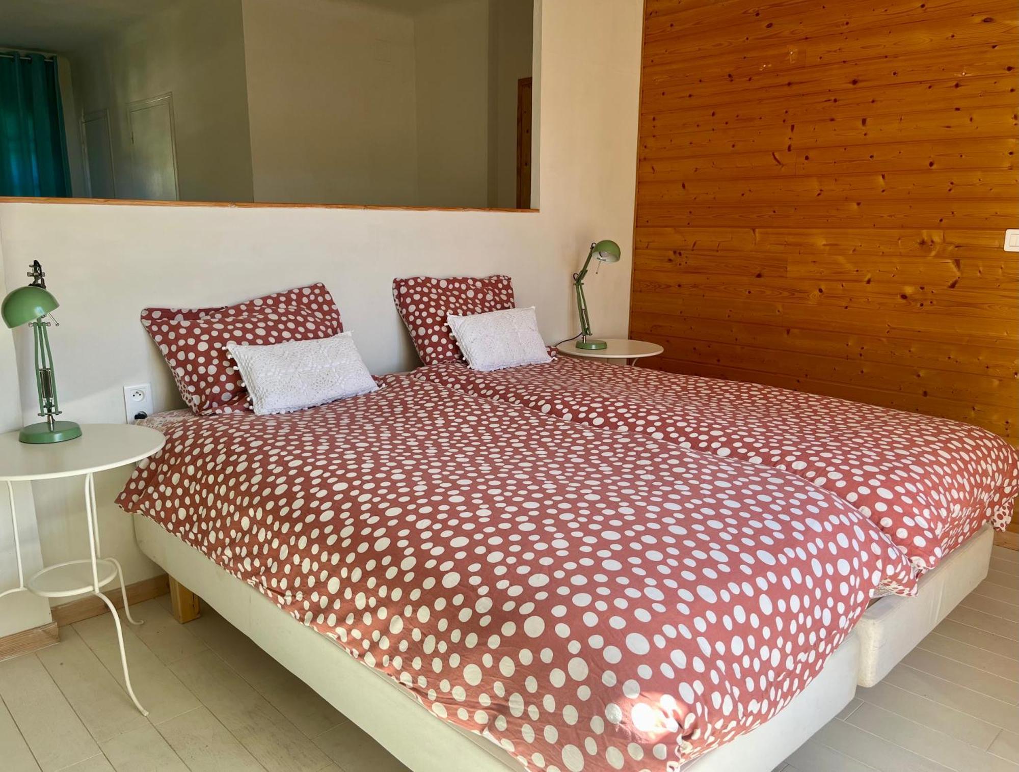 La Perle Des Montagnes - Bed And Breakfast - Chambre D Hote 베르네-레-방 외부 사진