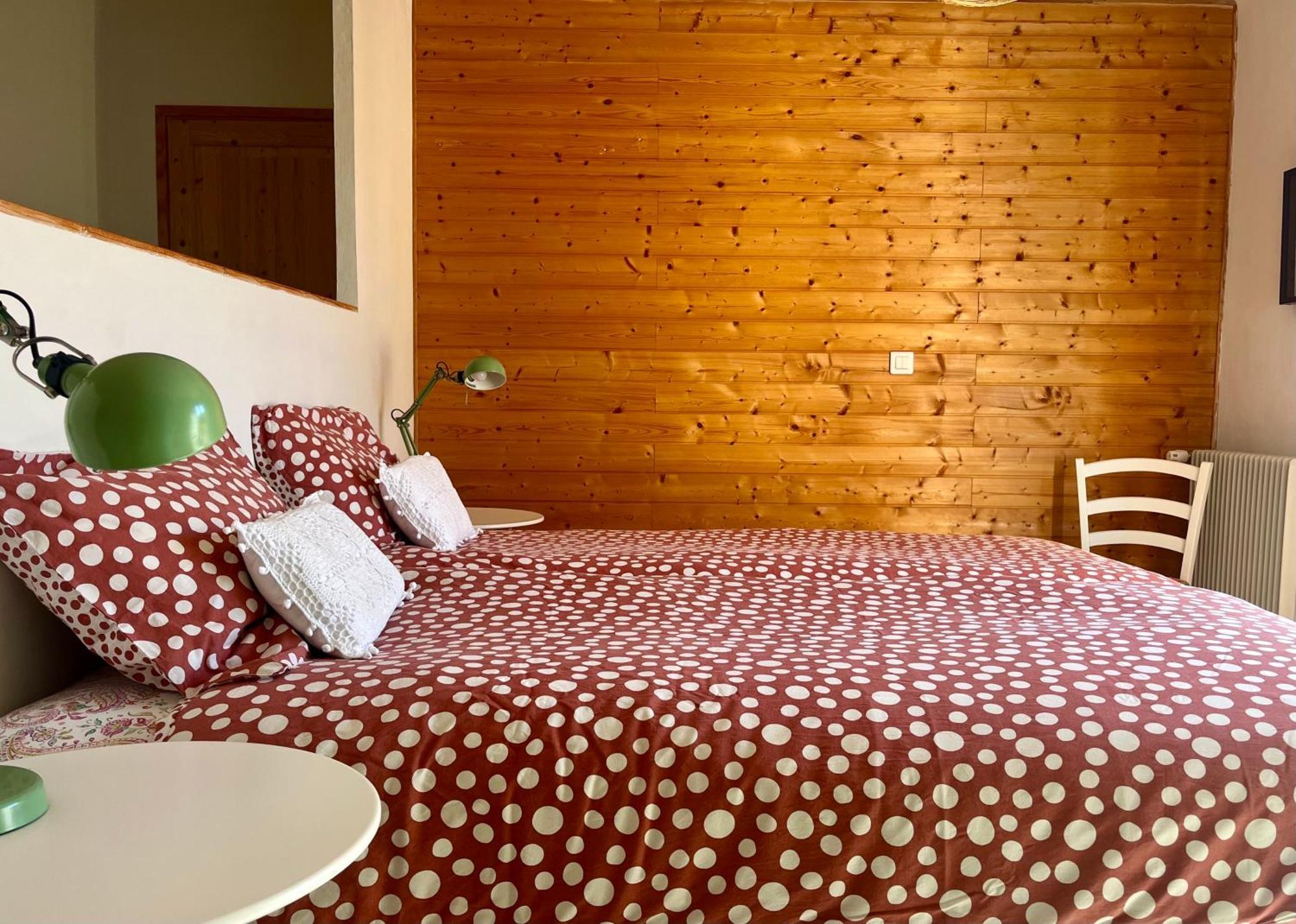 La Perle Des Montagnes - Bed And Breakfast - Chambre D Hote 베르네-레-방 외부 사진